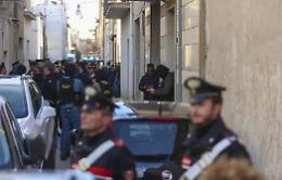 Messina Denaro, nel covo-bunker un "tesoretto" di gioielli e pietre preziose ma niente di scritto