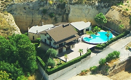 Confisca a un noto imprenditore di Leonforte: passano allo Stato beni per 4 milioni