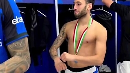 Inter, il balletto di Calhanoglu dopo la vittoria della Supercoppa Italiana