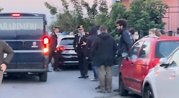 Pozzillo, l'uomo ferito alla gamba si è sparato da solo: arrestato per detenzione di arma clandestina