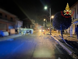 Auto capota sulla Nomentana a Roma: morti cinque ragazzi