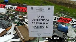 Maxi discarica scoperta e sequestrata a Licata