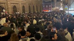 Sant'Agata, l'arrivo in piazza Stesicoro e l'applauso della folla