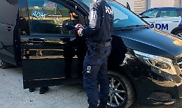 In Internet point scommesse su corse virtuali di cani: multa al gestore