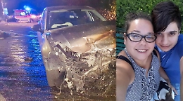 Utilitaria va a fuoco dopo lo scontro con un'altra auto: morti madre e figlio