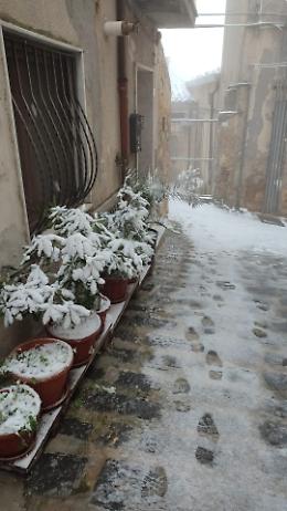 Meteo, in parte della Sicilia scatta l'allerta rossa: pioggia e temperature "polari"