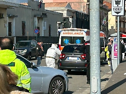 Sparano a due donne a Riposto, è morta anche quella ferita