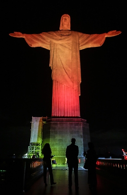 Brasile: fulmine colpisce il Cristo Redentore a Rio