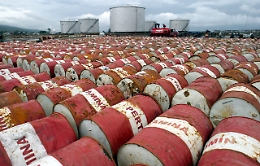 Petrolio: Iea, record della domanda nel 2023, traina la Cina