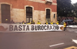 Pa: Flp, burocrazia costa ad imprese 60 miliardi all'anno