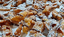 Per Carnevale un business da 600 milioni, le chiacchiere i dolci più amati