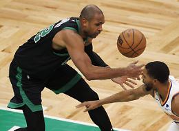 Basket, Nba: Fontecchio non basta agli Utah, vincono i LA Lakers