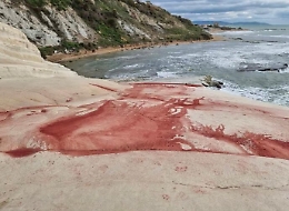 Realmonte, Scala dei Turchi imbrattata: due avvisi conclusione indagini