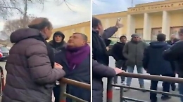 Fiorentina, Joe Barone contestato da un tifoso: la discussione