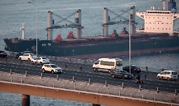 Ponte sullo Stretto, Federlogistica: &laquo;Troppo pochi 65 metri di altezza per la grandi navi&raquo;