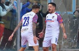 E' un Catania da record. «Ma il campionato non è finito». E la squadra perde il trequartista Sarno per la rottura del crociato