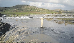 Nuove opere e reti digitali per opporsi alla siccità