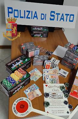 La polizia di Catania scopre una bisca clandestina