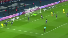 Donnarumma, altro errore: Blas del Nantes lo beffa da posizione impossibile