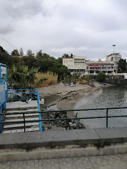 Catania: degrado al porticciolo di Ognina