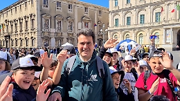 Catania, Sport è benessere: Piazza Università invasa dai ragazzi di elementari e medie