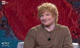 Ed Sheeran scherza da Fabio Fazio: «Ho venduto più biglietti di Elton John»