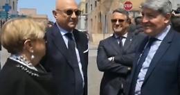 Migranti, sindaco Lampedusa: «Dopo la visita del commissario Valenti andrà meglio»