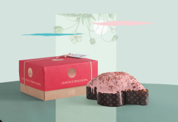 La colomba batte l'uovo: è il dolce di Pasqua