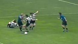 Il fallo di Iuliano su Ronaldo compie venticinque anni nel giorno di Inter-Juve