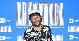Jovanotti: "Non siate tristi e viaggiate"