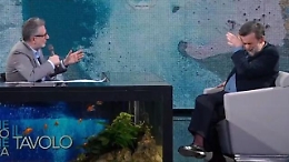 Fazio e la domanda che fa «sudare» Nanni Moretti: «Diresti ancora a D'alema di' qualcosa di sinistra?»