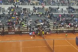 L'ucraina Kalinina centra la finale e non stringe la mano all'avversaria russa&nbsp;