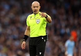 Finali delle Coppe europee, la Uefa ha designato gli arbitri