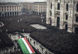 Il finto funerale di Berlusconi su immagini AI: il risultato &egrave; inquietante