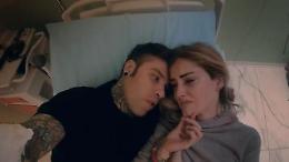 Fedez monitorato, anche oggi Chiara Ferragni in ospedale. E X-Factor comincia a pensare a un sostituto per i live