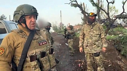 Prigozhin sfida Putin, ma poi si ferma a 200 km da Mosca