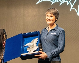 Sul palco di Etna Comics 2023 la grande Samantha Cristoforetti: a lei il premio Angelo D'Arrigo