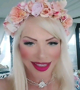 Roma: Ilona Staller denuncia figlio, "mi ha minacciato con taser"