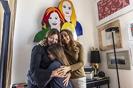 "Nata con noi" storia una bambina con due mamme