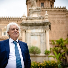 Così il medico ricattava  i pazienti