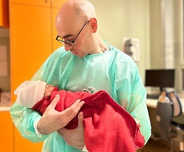 Salvatore Aranzulla è diventato papà: «Se prima eravamo in due, adesso siamo in tre»