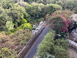 Via del Canalicchio (Ct): inciviltà e disinteresse