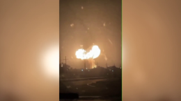 Esplosione in uno stabilimento chimico negli Usa, il video della nube di fuoco che illumina il cielo di Plaquemine