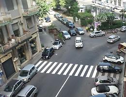 Catania: strisce pedonali a metà a causa dei cafoni