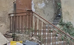 «Agrigento è sporca», turista inglese fugge e il suo messaggio diventa virale