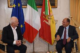 Prove di disgelo tra Schifani e Ryanair: «Ma basta con i prezzi troppo alti»