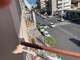 Catania: incuria e degrado al viale Mario Rapisardi