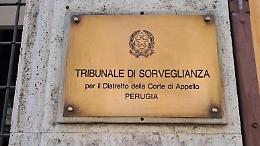 Ha un arretrato di oltre 800 fascicoli: giudice - poeta sospeso dal Csm