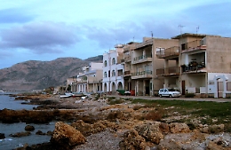 Case sulla spiaggia costruite tra il '76 e l'83, dalla Commissione Ars sì alla sanatoria: come funziona