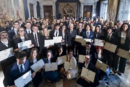 Il presidente Mattarella premia 25 "Alfieri del lavoro": due sono siciliani